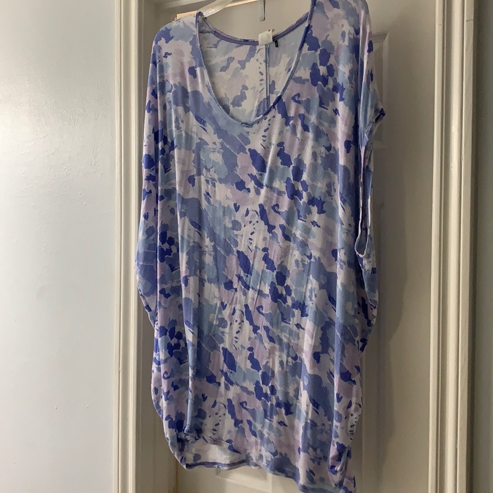 Akemi+Kin size Large tunic